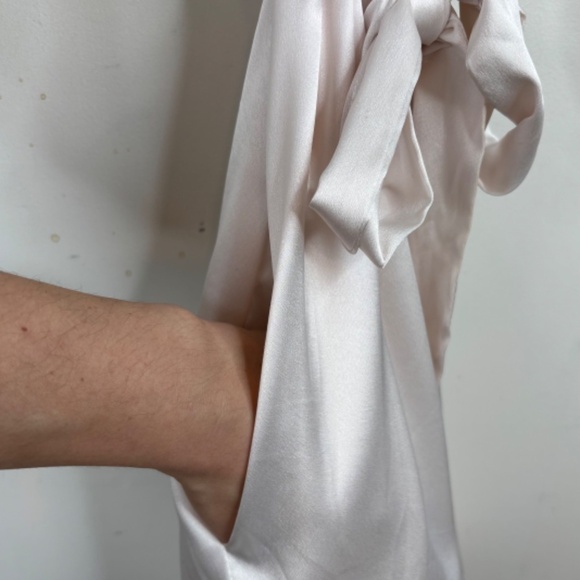 Victorias Secret Satin Robe M/L Blush Pink Kimono Lounge Lingerie Luxury Bridal - Picture 4 of 11